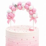 Pasta Üstü Pembe Beyaz Ponponlu Gökkuşağı Model