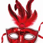 Maske Plastik Tüylü Taşlı Pullu Model Kırmızı